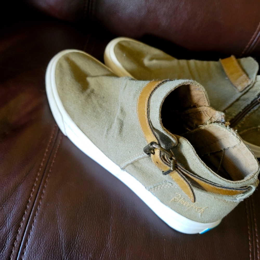 Blowfish zip booties